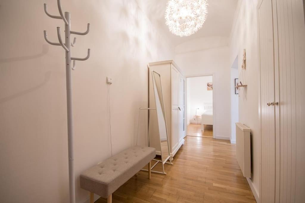 Urban Skorepka Daire
